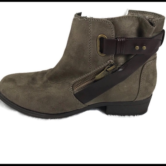 Joe Boxer Booties suede accent with faux leather - Picture 2 of 8